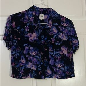 Vans Women's Button Down Cropped Shirt - Black and Purple Floral